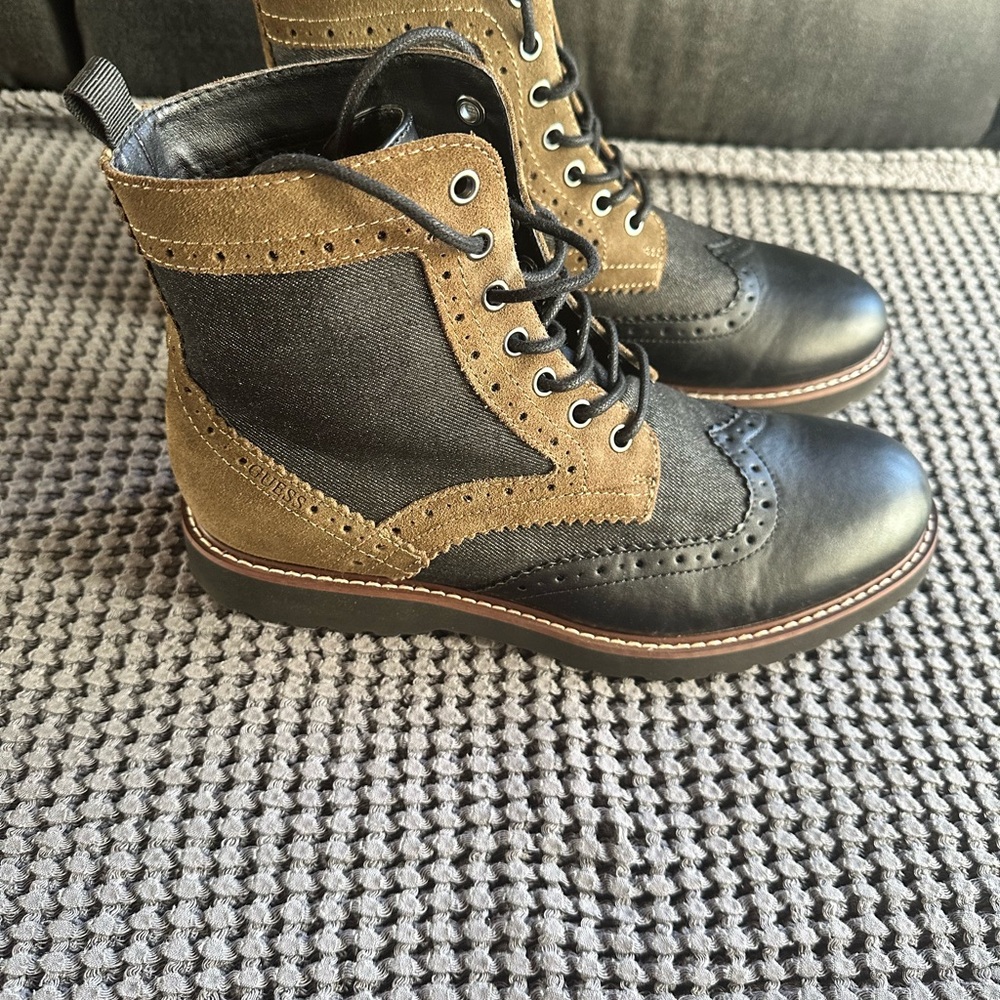 Guess Boots - Picture 2 of 8